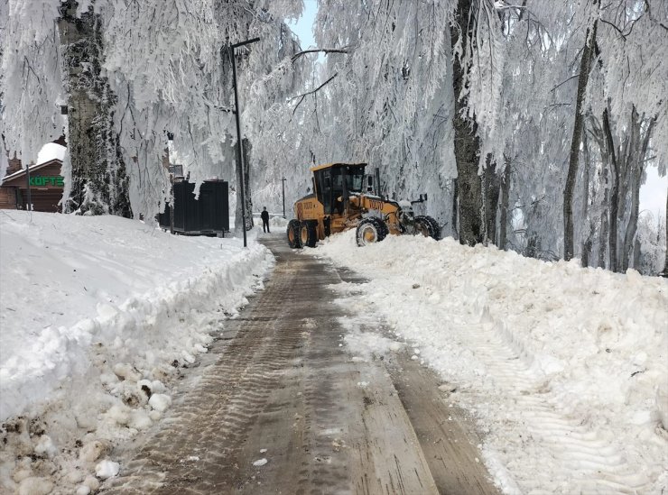 Kartepe'ye kar yağdı