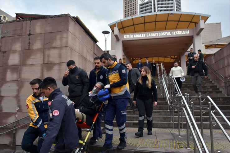 İzmir Adliyesi'nde deprem tatbikatı yapıldı