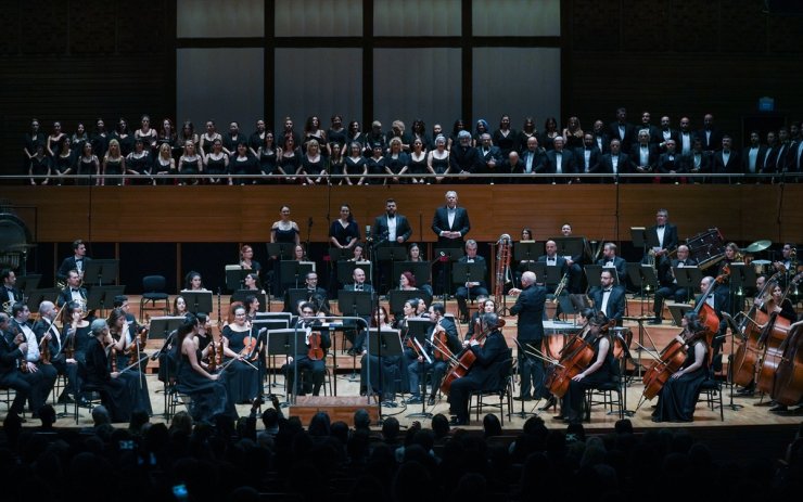 İzmir'de Olten Filarmoni Orkestrası'ndan Hollanda-Türkiye Dostluk Konseri