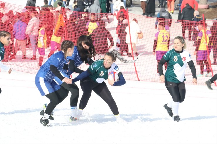 Ragbi Federasyonunun "9 branşta 16 bin sporcusu" var