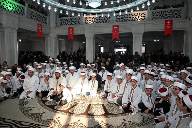 Erzurum'da hafızlık eğitimini tamamlayan 415 öğrenci icazet aldı