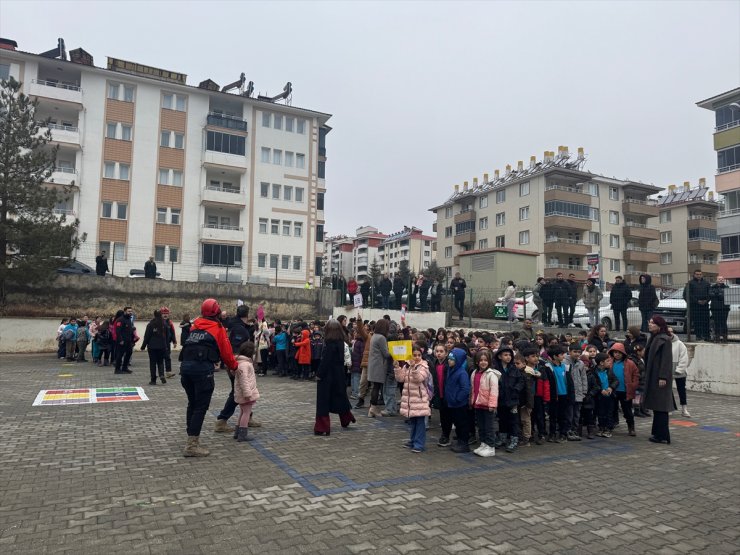 Tunceli genelindeki okullarda eş zamanlı deprem tatbikatı yapıldı