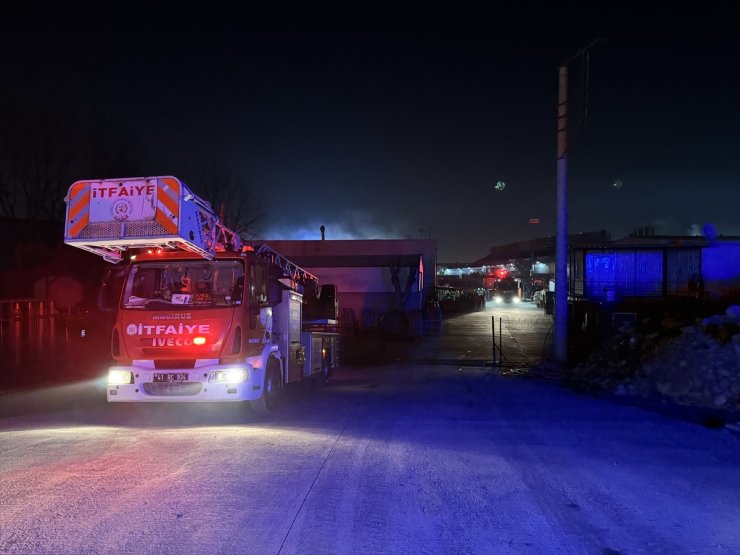 Kocaeli'de gaz dolum tesisindeki sızıntıya müdahale edildi