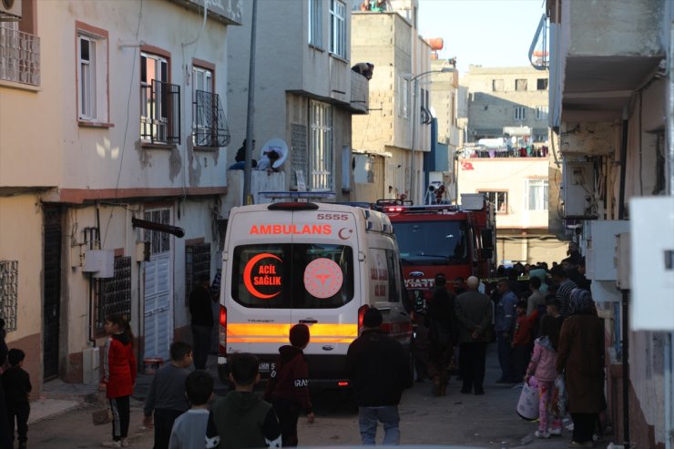 Gaziantep'te iki katlı evde çıkan yangında iki kardeş hayatını kaybetti