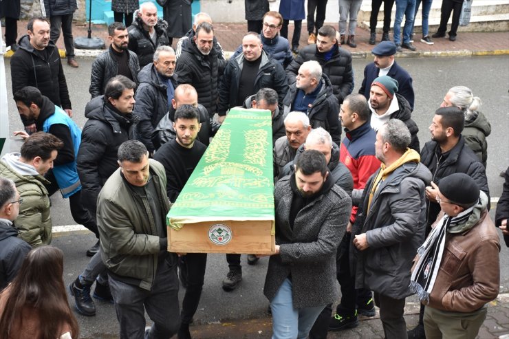 Giresun'da organları bağışlanan tiyatro sanatçısının cenazesi toprağa verildi