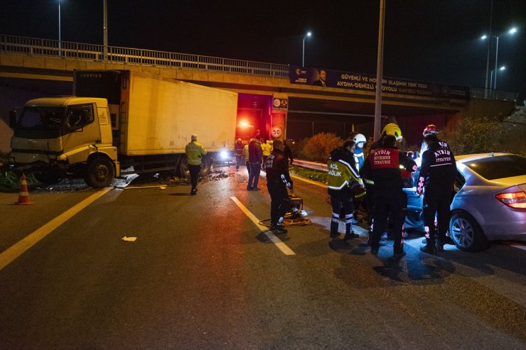 Aydın'da kamyonla çarpışan otomobilin sürücüsü öldü