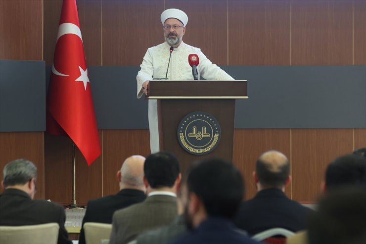 Diyanet İşleri Başkanı Erbaş, Eğitim Görevlileri Oryantasyon Eğitimi'ne katıldı: