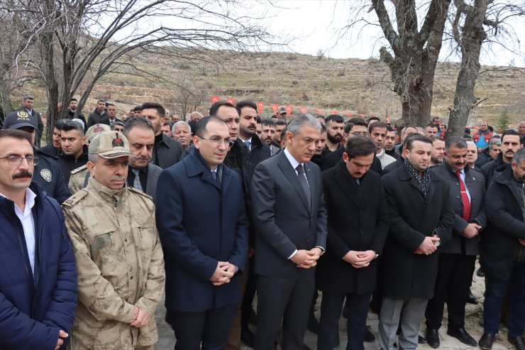 Mardin'de teröristlerce 38 yıl önce katledilen 10 kişi mezarı başında anıldı