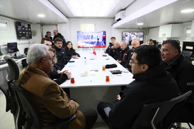 GÜNCELLEME - Türk Devletleri Teşkilatı, Kartalkaya'daki yangının ardından milli yas nedeniyle bayraklarını yarıya indirdi