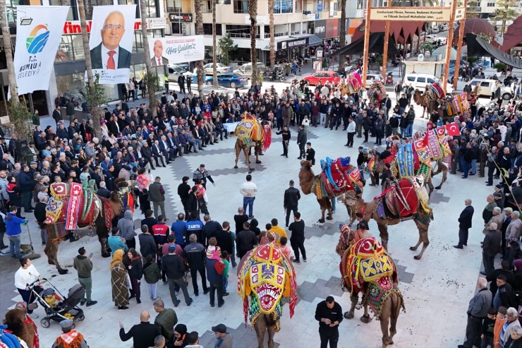 Antalya'da "En Süslü Deve" yarışması yapıldı