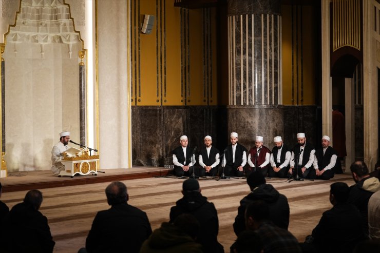 Taksim Camisi'nde "Kur'an-ı Kerim ve Mevlit Programı" düzenlendi