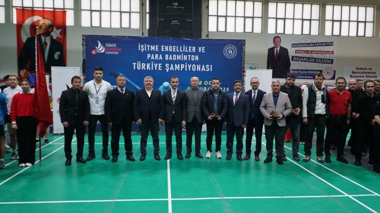 İşitme Engelliler ve Para Badminton Türkiye Şampiyonası, Çorum'da başladı