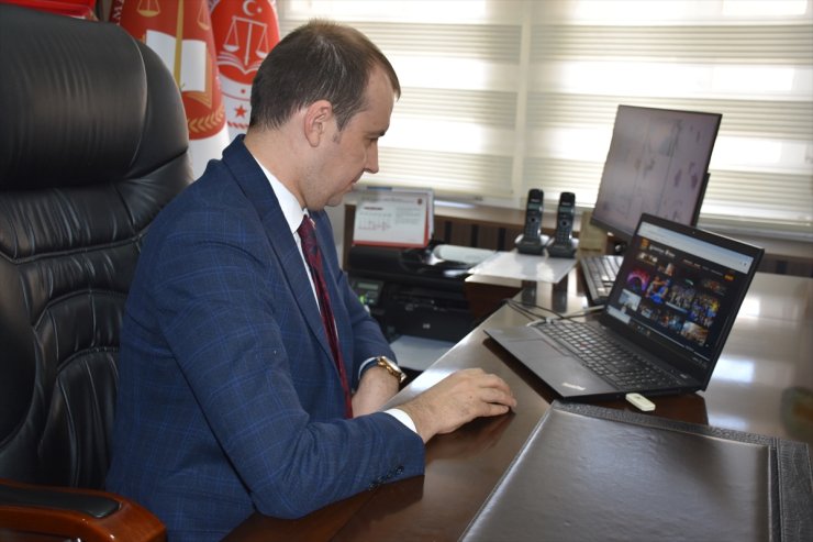 Şırnak Cumhuriyet Başsavcısı Şahin, AA'nın "Yılın Kareleri" oylamasına katıldı