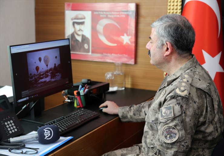 Bitlis Emniyet Müdürü Şekeroğlu, AA'nın "Yılın Kareleri" oylamasına katıldı