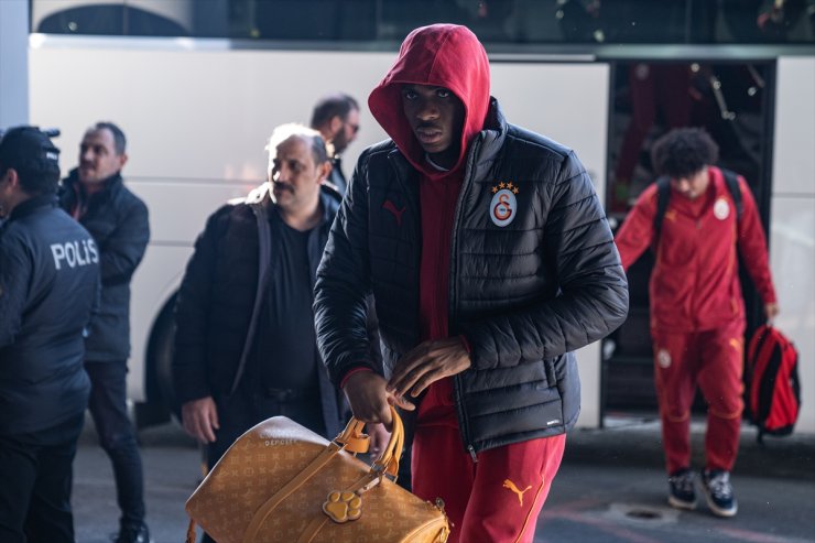 Galatasaray, Ajax maçı için Amsterdam'a gitti