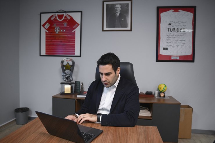 Spor basının deneyimli isimleri, AA'nın "Yılın kareleri" oylamasına katıldı