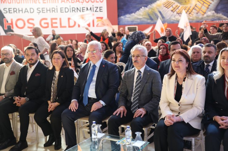 Ulaştırma ve Altyapı Bakanı Abdulkadir Uraloğlu, AK Parti Edirne Kadın Kolları Kongresi'nde konuştu: