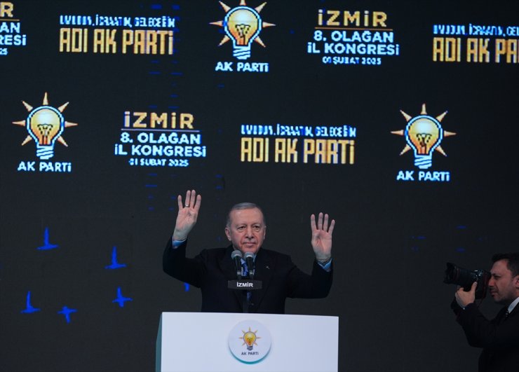 Cumhurbaşkanı ve AK Parti Genel Başkanı Erdoğan, partisinin İzmir 8. Olağan İl Kongresi'nde konuştu: (3)