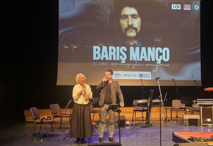 Anadolu rock müziğinin usta ismi Barış Manço, Kadıköy'de anıldı