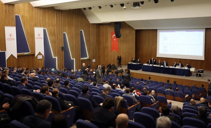 Bakan Bayraktar, YEKA-GES 2024 yarışmalarıyla 3 milyar dolarlık gaz ithalatının önleneceğini söyledi