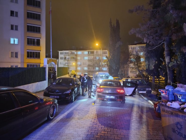 Bilecik'te bir kadın ve eşini alıkoyup, polise silah doğrultan şüpheli etkisiz hale getirildi