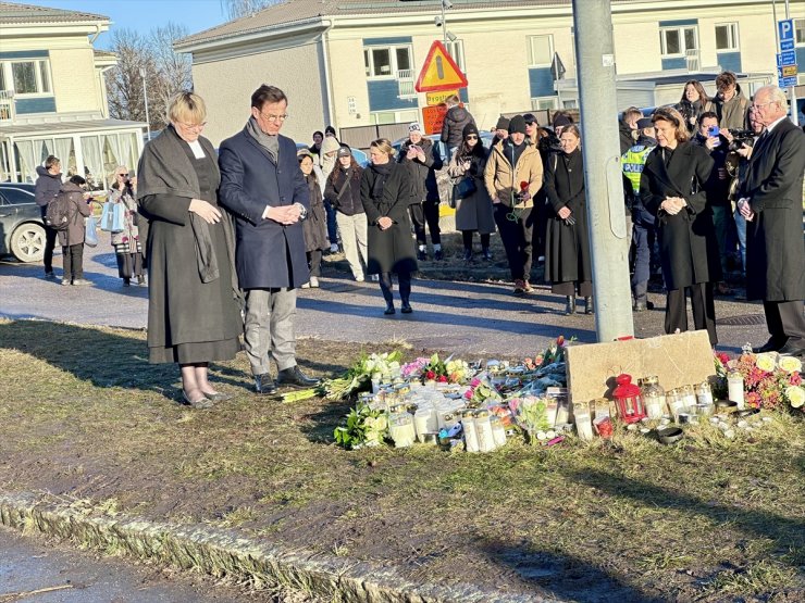 İsveç Kralı Gustaf ile Başbakan Kristersson, silahlı saldırıda 11 kişinin öldüğü okulu ziyaret etti