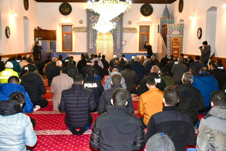 Bilecik'te 6 Şubat depremlerinde hayatını kaybedenler için mevlit okutuldu