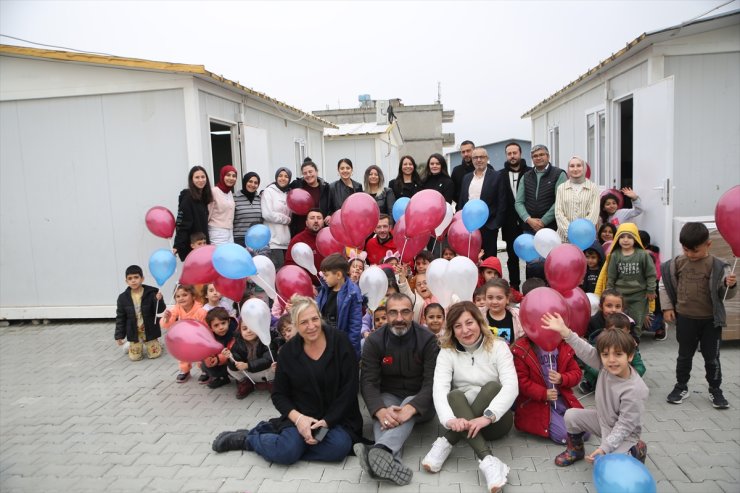 Hatay'da konteyner kentteki anaokuluna eğitim desteği