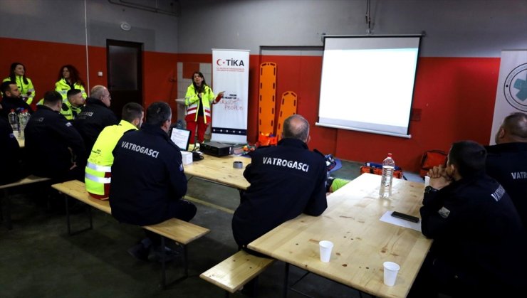 TİKA, Bosna Hersek'te arama kurtarma ekibine malzeme desteği verdi