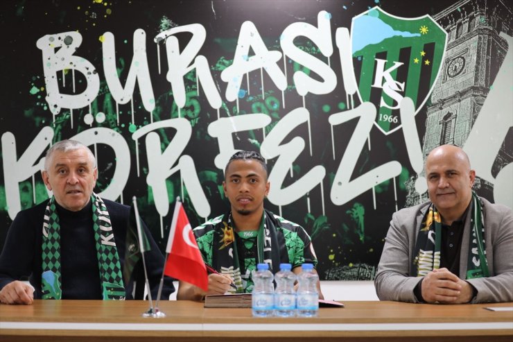 Kocaelispor, Rigoberto Rivas'ı kadrosuna kattı