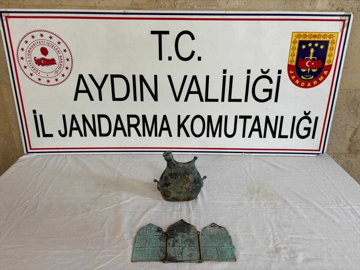 Aydın'da tarihi eser operasyonunda Bizans dönemine ait levha ele geçirildi