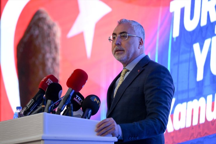 Bakan Işıkhan, "Türk ve Türkiye Yüzyılı İçin Kamu Personel Rejimi Önerisi" programında konuştu: