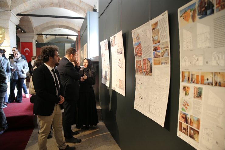 Edirne'de mimarlık öğrencileri, asırlık yapıların rölöve, restitüsyon ve restorasyon projelerini hazırladı