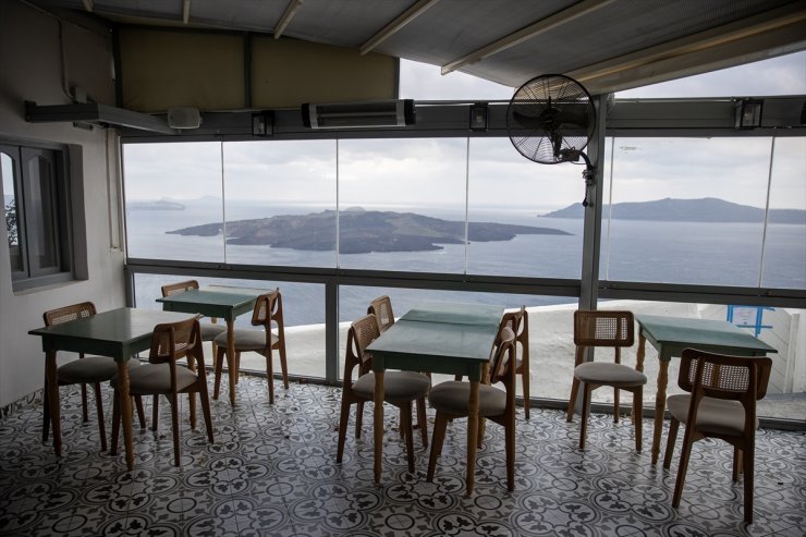 Santorini'de artan sismik hareketlilik nedeniyle iş sözleşmeleri askıya alınabilecek