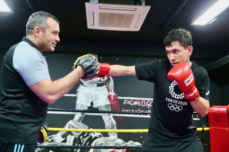 Genç boksörler büyükler kategorisinde de zirveyi hedefliyor