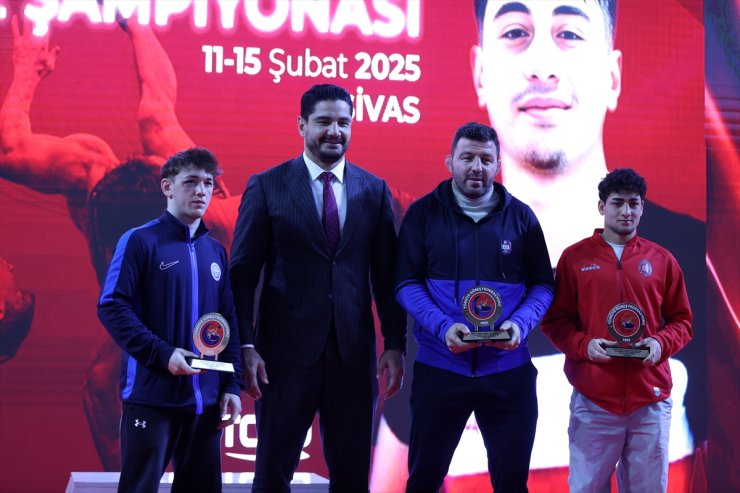 23 Yaş Altı Türkiye Güreş Şampiyonası'nda serbest stilde şampiyonlar belli oldu