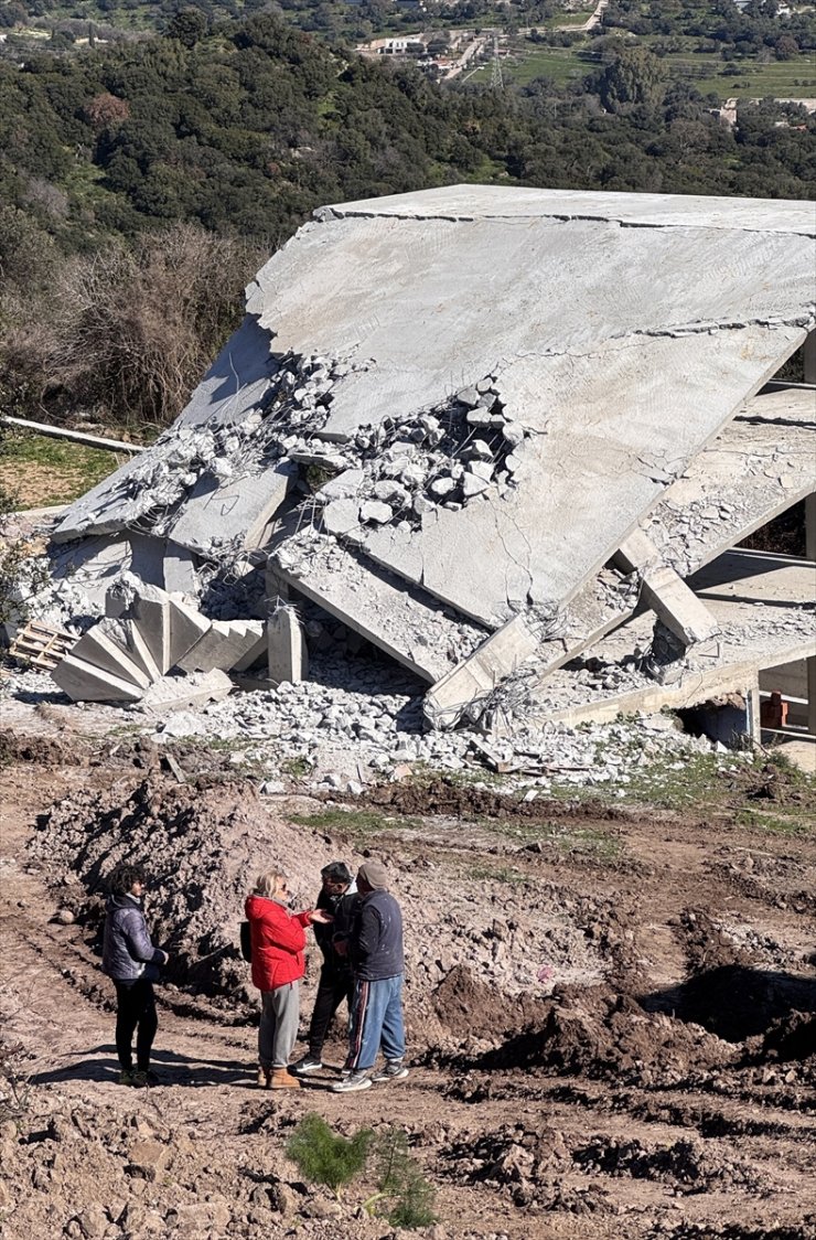 Bodrum'da kaçak yapılar yıkıldı