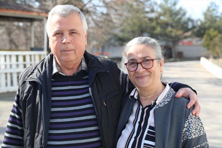 Edirne'de yarım asırdır evli çift, mutluluklarını huzurevinde de sürdürüyor
