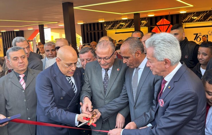 Türk tekstil firmaları Mısır'da ürünlerini tanıttı