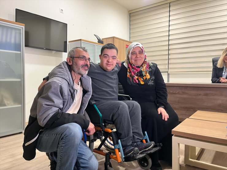 Kalbinde doğuştan 3 delik bulunan down sendromlu Yusuf, 2 ameliyatla sağlığına kavuştu
