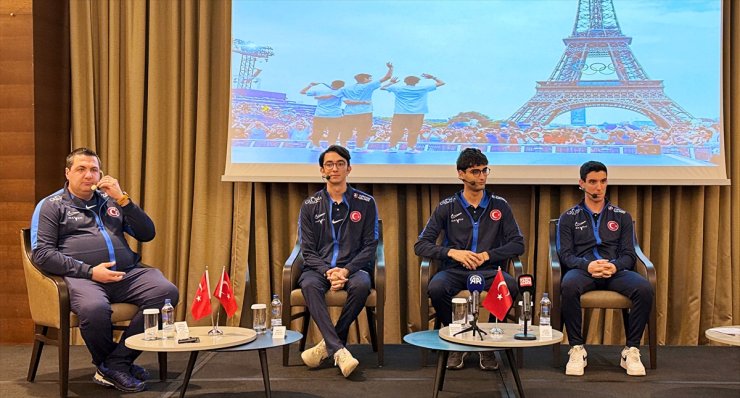 Olimpiyat şampiyonu milli okçular genç sporcularla bir araya geldi