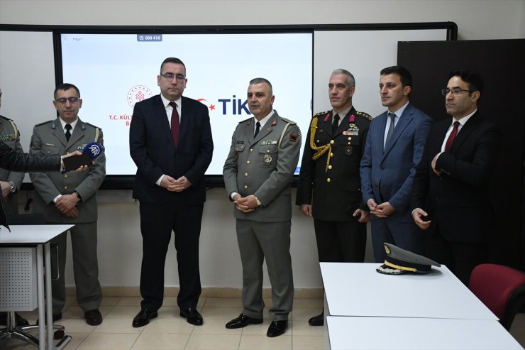 Türkçe öğrenen Arnavutluk Silahlı Kuvvetleri mensuplarına sertifikaları verildi