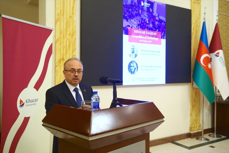 Bakü'de SETA ve Hazar Üniversitesi'nin düzenlediği söyleşide yapay zeka ele alındı
