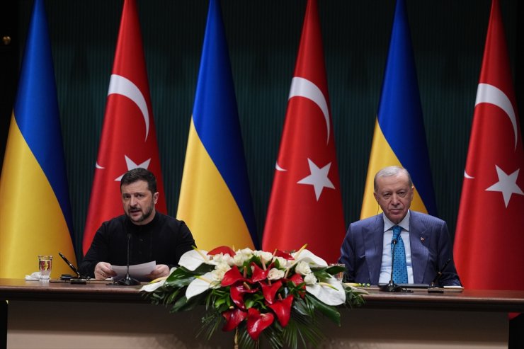 Ukrayna Devlet Başkanı Zelenskiy, Cumhurbaşkanı Erdoğan ile ortak basın toplantısında konuştu: (1)