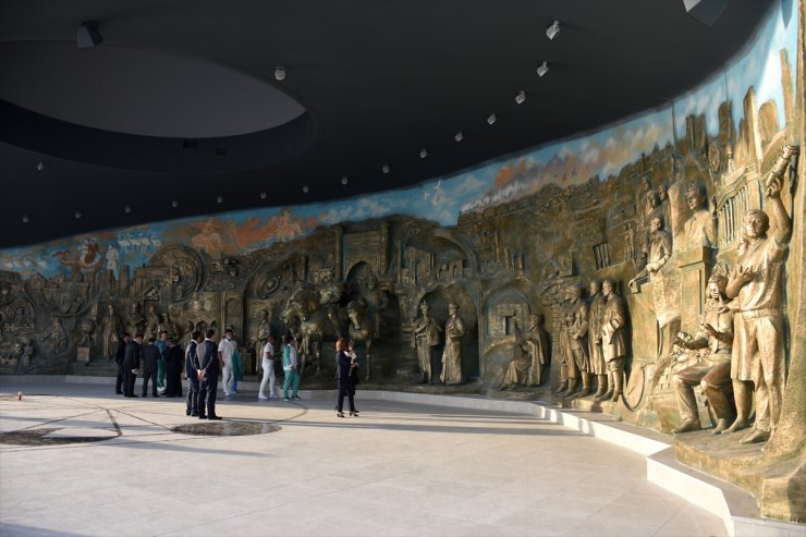 Orta Asya'nın görkemli şehirlerinden Taşkent'in silüeti, Türk şirketlerin modern dokunuşuyla değişiyor